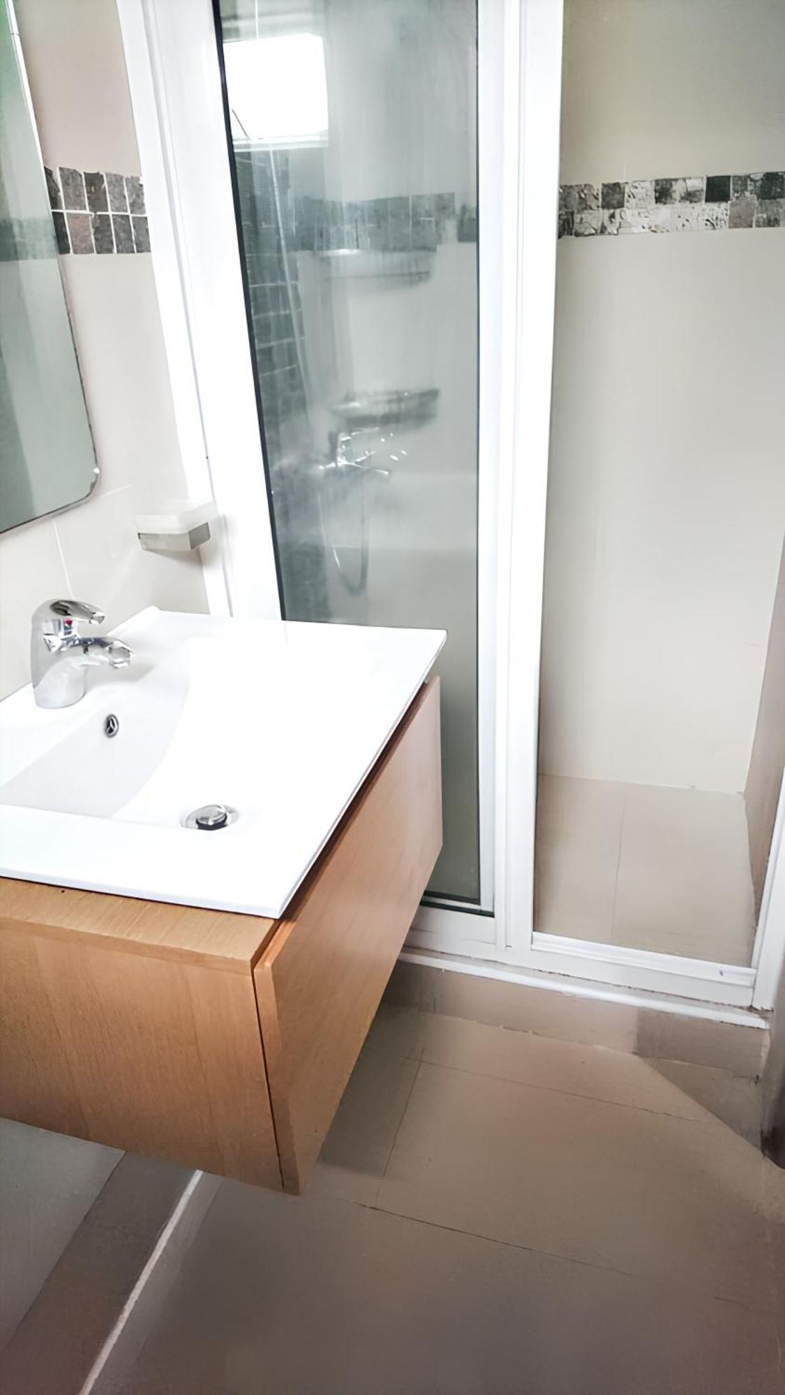 Spacious House In Flic En Flac With Shared Pool エクステリア 写真